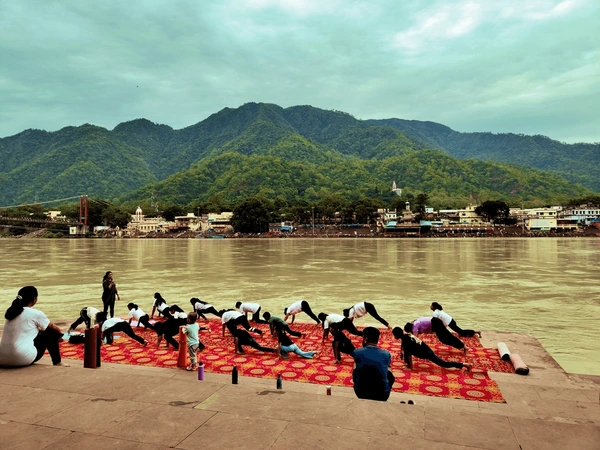 Pratiquer le yoga à Rishikesh