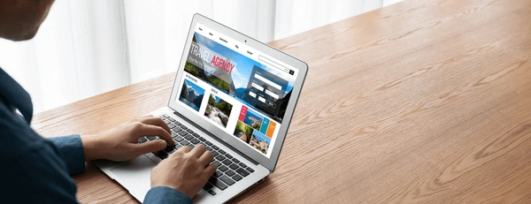 travel agency based in Delhi,